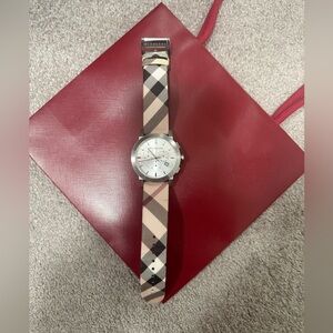Burberry Men's Silver Watch with Checkered Strap